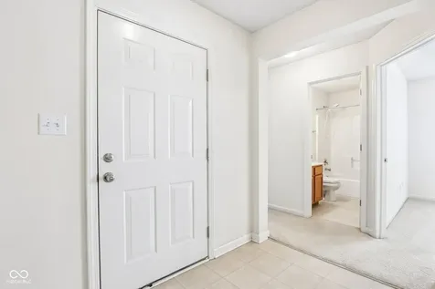 5826 Cabot Drive Indianapolis IN 46221