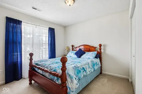 5826 Cabot Drive Indianapolis IN 46221