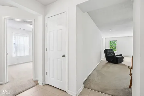 5826 Cabot Drive Indianapolis IN 46221