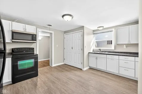 2031 Elm Street Columbus IN 47201