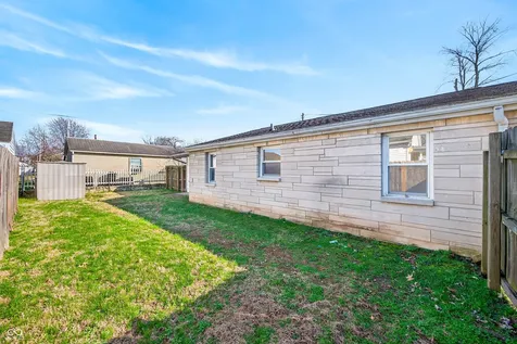 2031 Elm Street Columbus IN 47201
