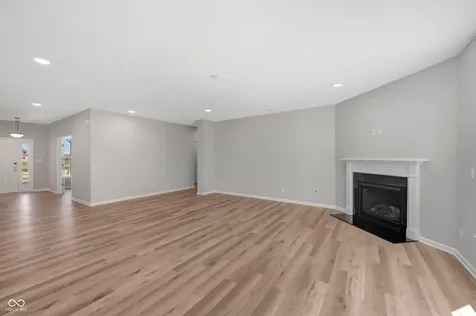 5226 Jacaranda Drive Indianapolis IN 46239