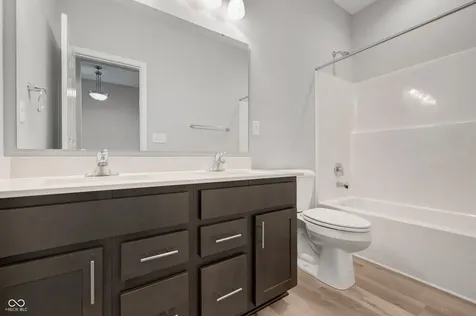 5226 Jacaranda Drive Indianapolis IN 46239