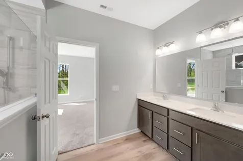5226 Jacaranda Drive Indianapolis IN 46239