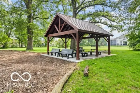 5226 Jacaranda Drive Indianapolis IN 46239