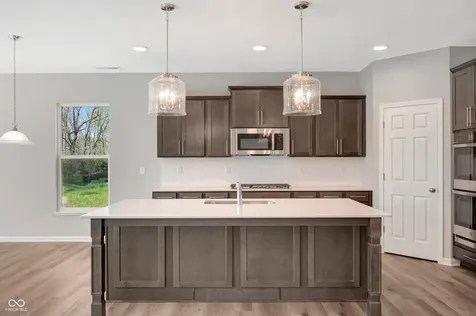 5226 Jacaranda Drive Indianapolis IN 46239