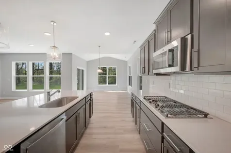 5226 Jacaranda Drive Indianapolis IN 46239