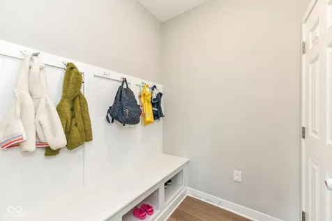 9686 Ridgecrest Lane Mccordsville IN 46055