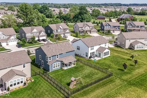 9686 Ridgecrest Lane Mccordsville IN 46055