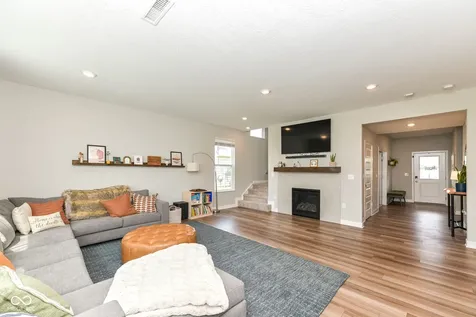 9686 Ridgecrest Lane Mccordsville IN 46055