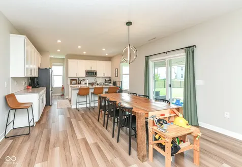 9686 Ridgecrest Lane Mccordsville IN 46055