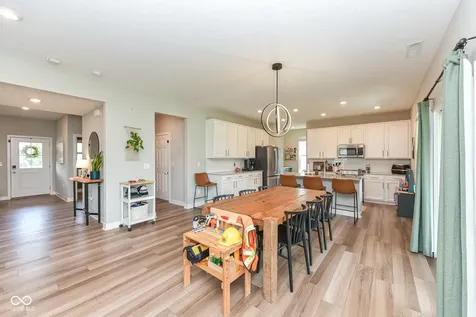 9686 Ridgecrest Lane Mccordsville IN 46055