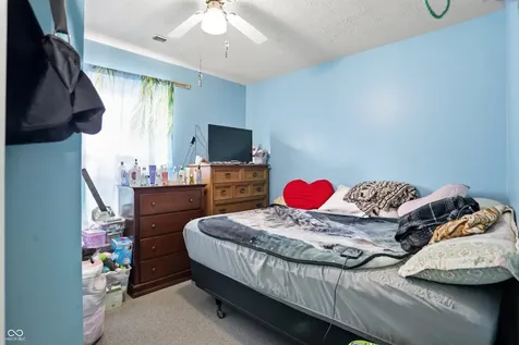9610 English Oak Place Indianapolis IN 46235