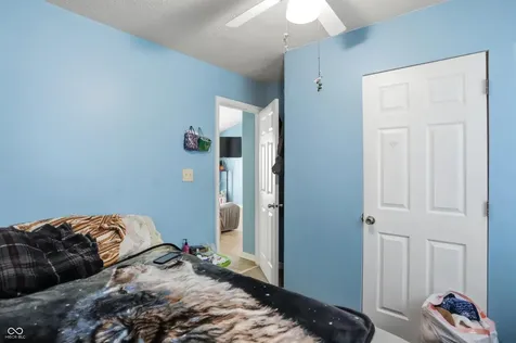 9610 English Oak Place Indianapolis IN 46235