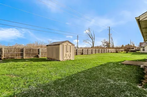 9610 English Oak Place Indianapolis IN 46235