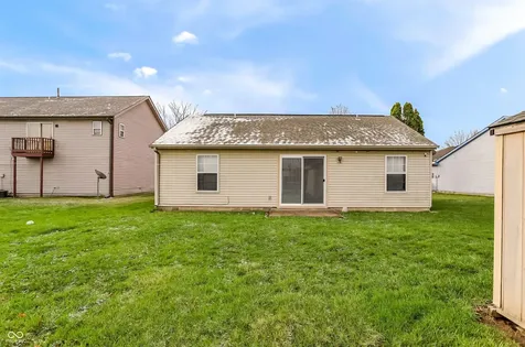 9610 English Oak Place Indianapolis IN 46235
