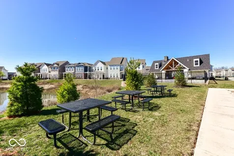 1039 Valentine Lane Carmel IN 46032