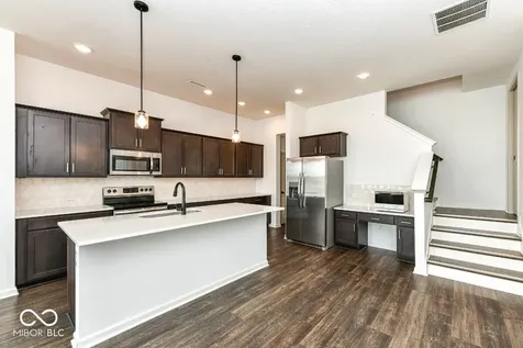 1039 Valentine Lane Carmel IN 46032