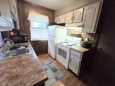 2740 E 250 S Shelbyville IN 46176