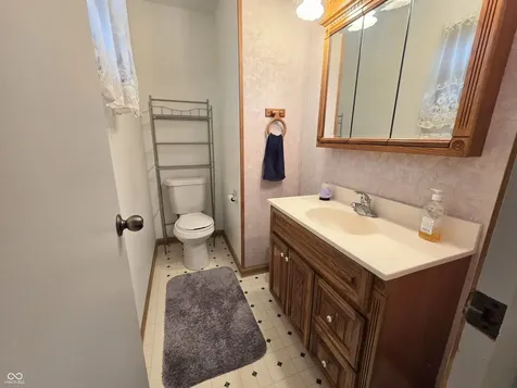 2740 E 250 S Shelbyville IN 46176