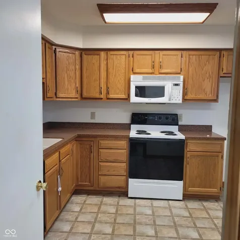 8105 Bentley Farms Drive Indianapolis IN 46259