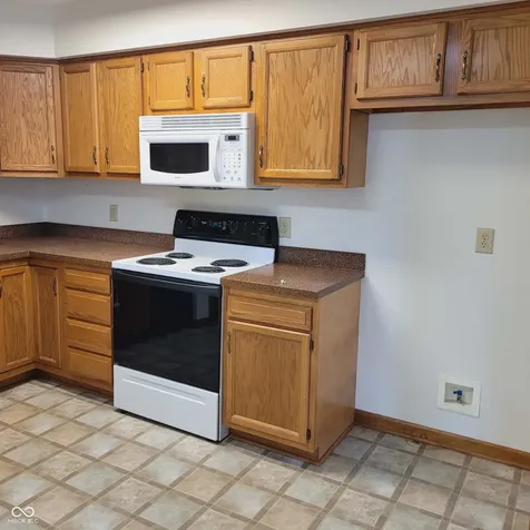 8105 Bentley Farms Drive Indianapolis IN 46259