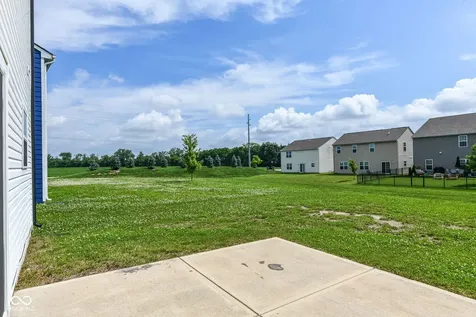 5051 Maywood Drive Whitestown IN 46075