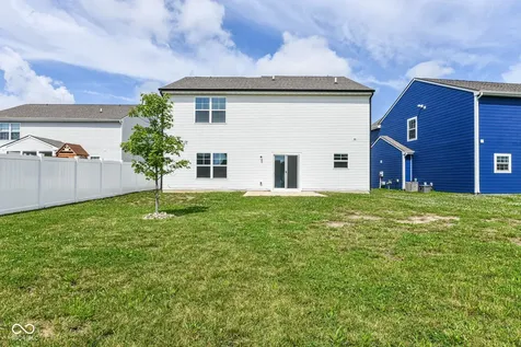 5051 Maywood Drive Whitestown IN 46075
