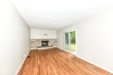 6211 E 55th Place Indianapolis IN 46226