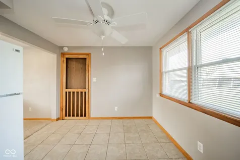 228 E 600 N Alexandria IN 46001