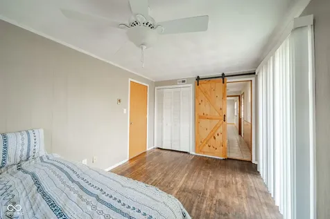228 E 600 N Alexandria IN 46001