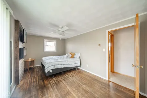228 E 600 N Alexandria IN 46001
