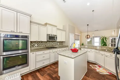 12374 Wolverton Way Fishers IN 46037