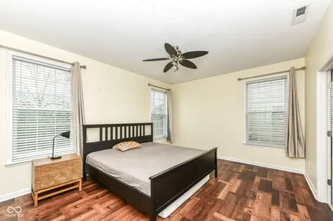 12374 Wolverton Way Fishers IN 46037