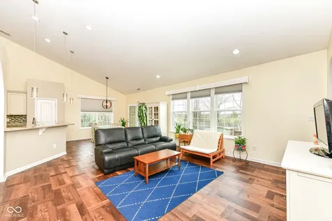12374 Wolverton Way Fishers IN 46037