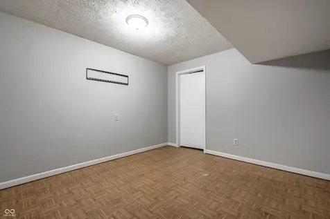 11126 Echo Grove Lane Indianapolis IN 46236