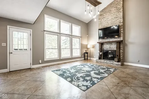 11126 Echo Grove Lane Indianapolis IN 46236