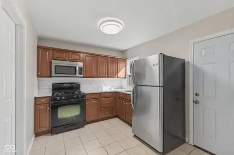 237 N 8th Avenue Beech Grove IN 46107