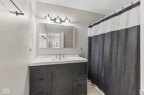 237 N 8th Avenue Beech Grove IN 46107