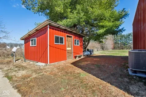 7135 N County Road 300 W Lizton IN 46149