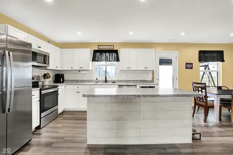 854 Mcarthur Drive Lebanon IN 46052