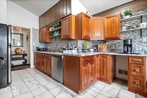 2900 Galahad Drive Indianapolis IN 46228
