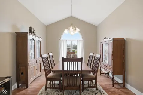 209 N Copperwood Court Muncie IN 47304