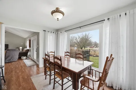 209 N Copperwood Court Muncie IN 47304