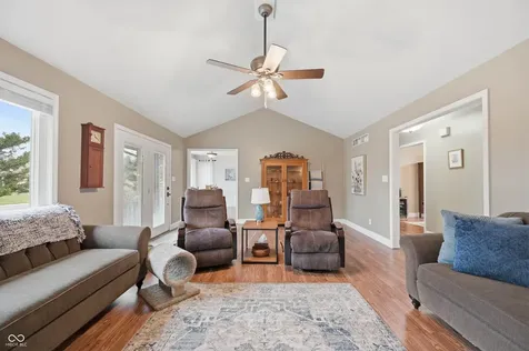 209 N Copperwood Court Muncie IN 47304