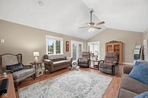 209 N Copperwood Court Muncie IN 47304
