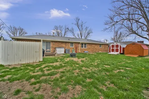 4525 Chapel Drive Columbus IN 47203