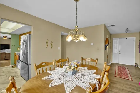 4525 Chapel Drive Columbus IN 47203