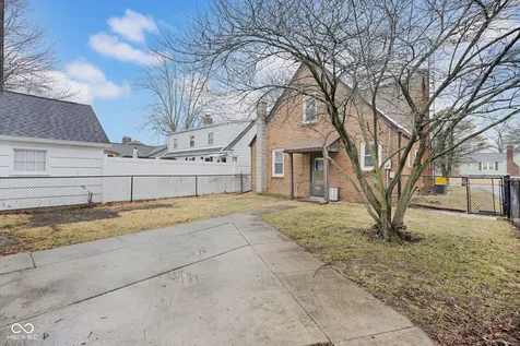 2308 Pearl Street Columbus IN 47201