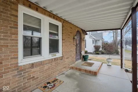 2308 Pearl Street Columbus IN 47201